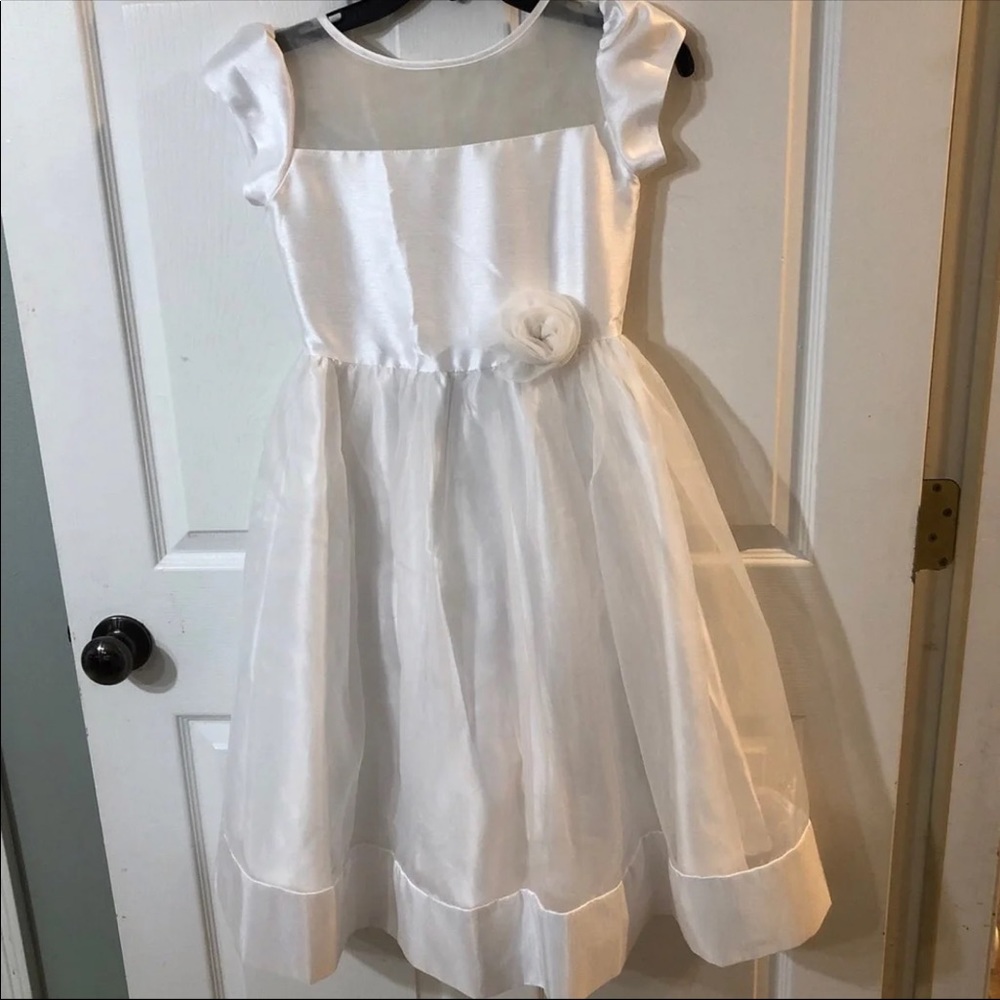 Beautiful Girl’s White Dress